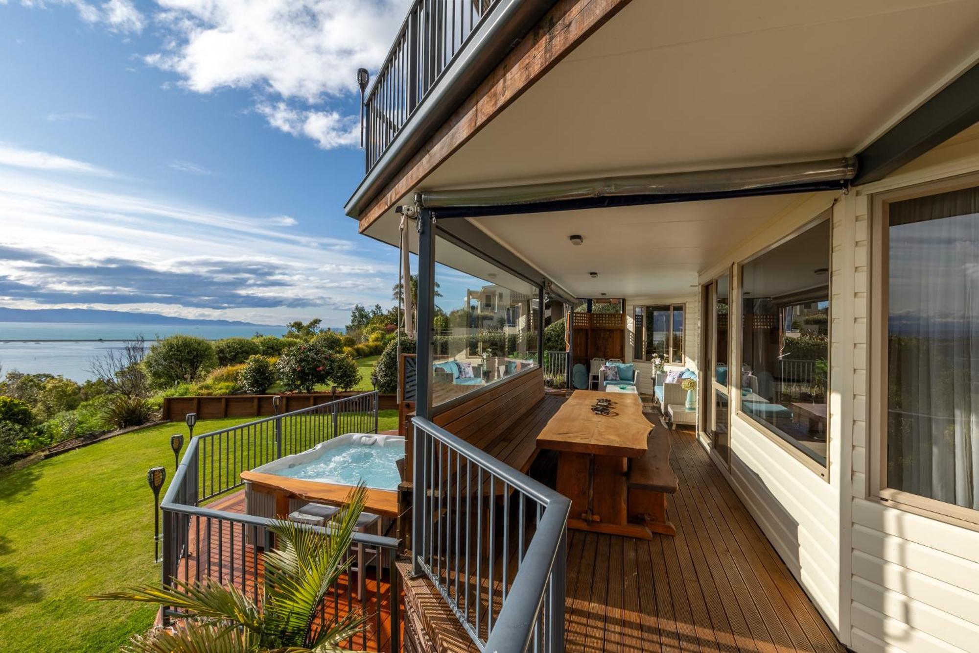 Twin Peaks Luxury Sea View Villa Nelson Eksteriør billede